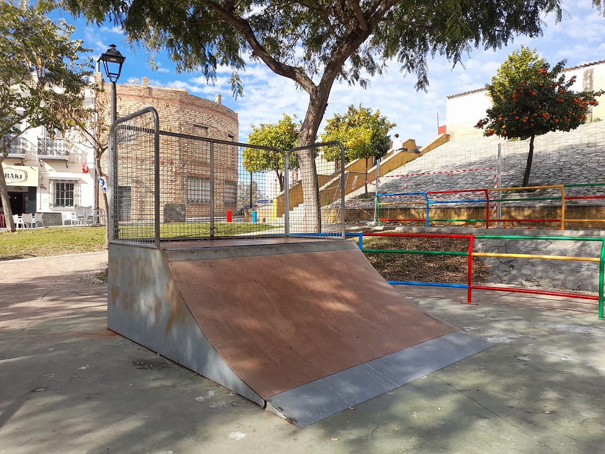 Las Cabezas de San Juan skatepark